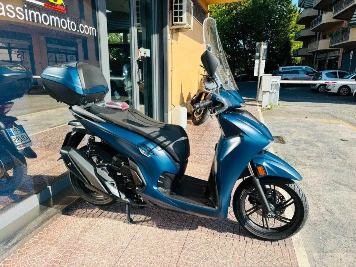 Honda SH 350 (2021 - 24) (4)