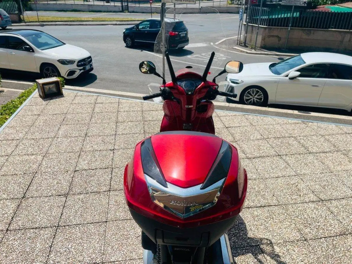 Honda SH 300 i ABS (2016 - 20) (9)
