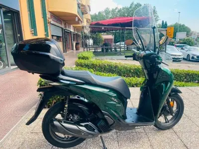 Honda SH 150i Vetro (2024 - 25) usata