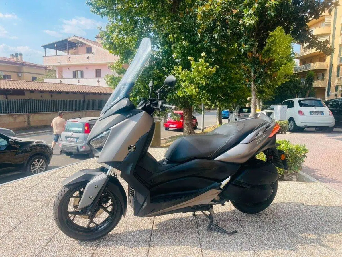 Yamaha X-Max 300 ABS (2017 - 20) (9)