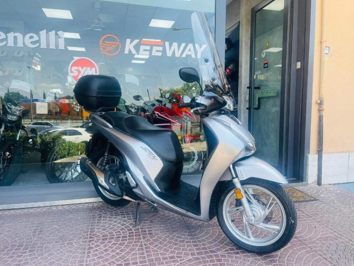 Honda SH 150i (2017 - 19) (2)