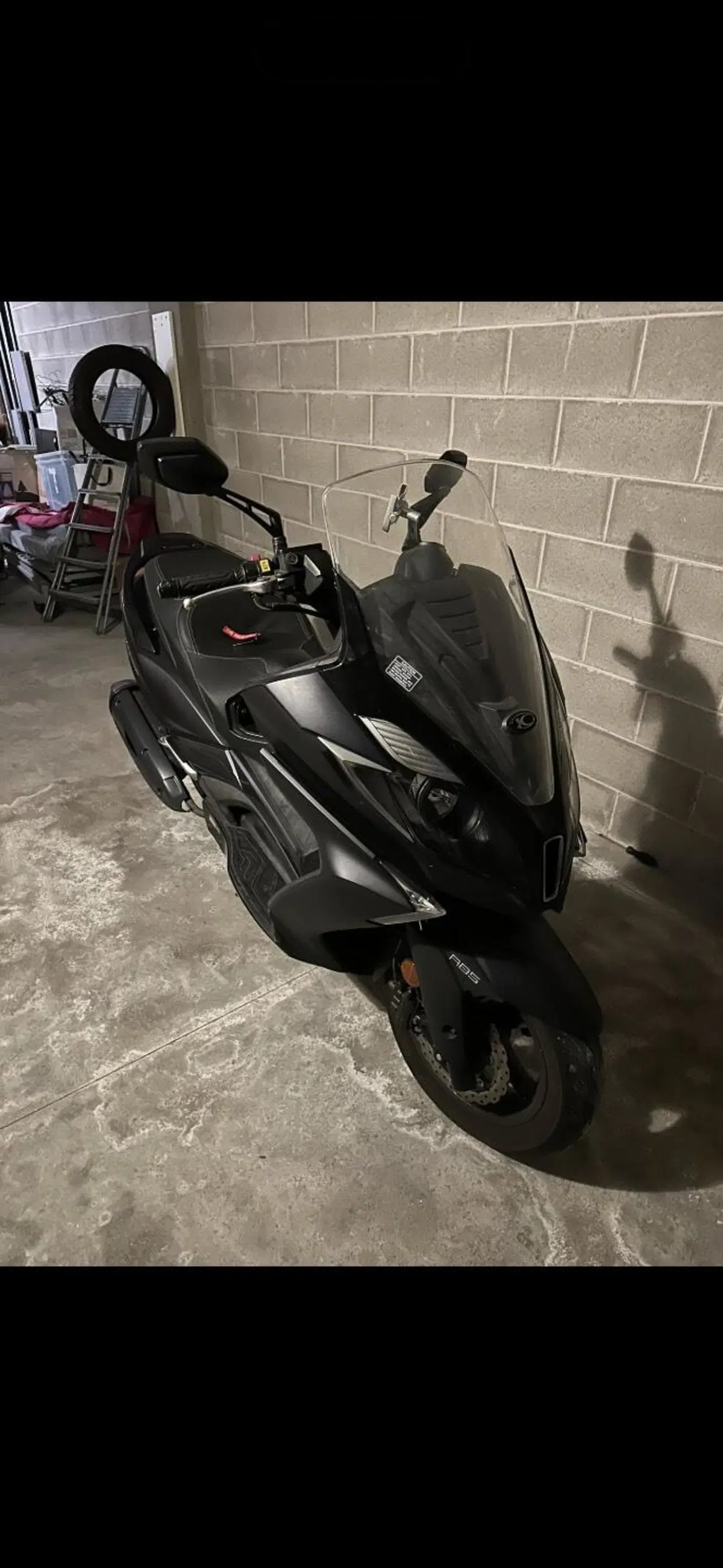 Kymco Downtown 125i ABS E4 (2016 - 19) (2)