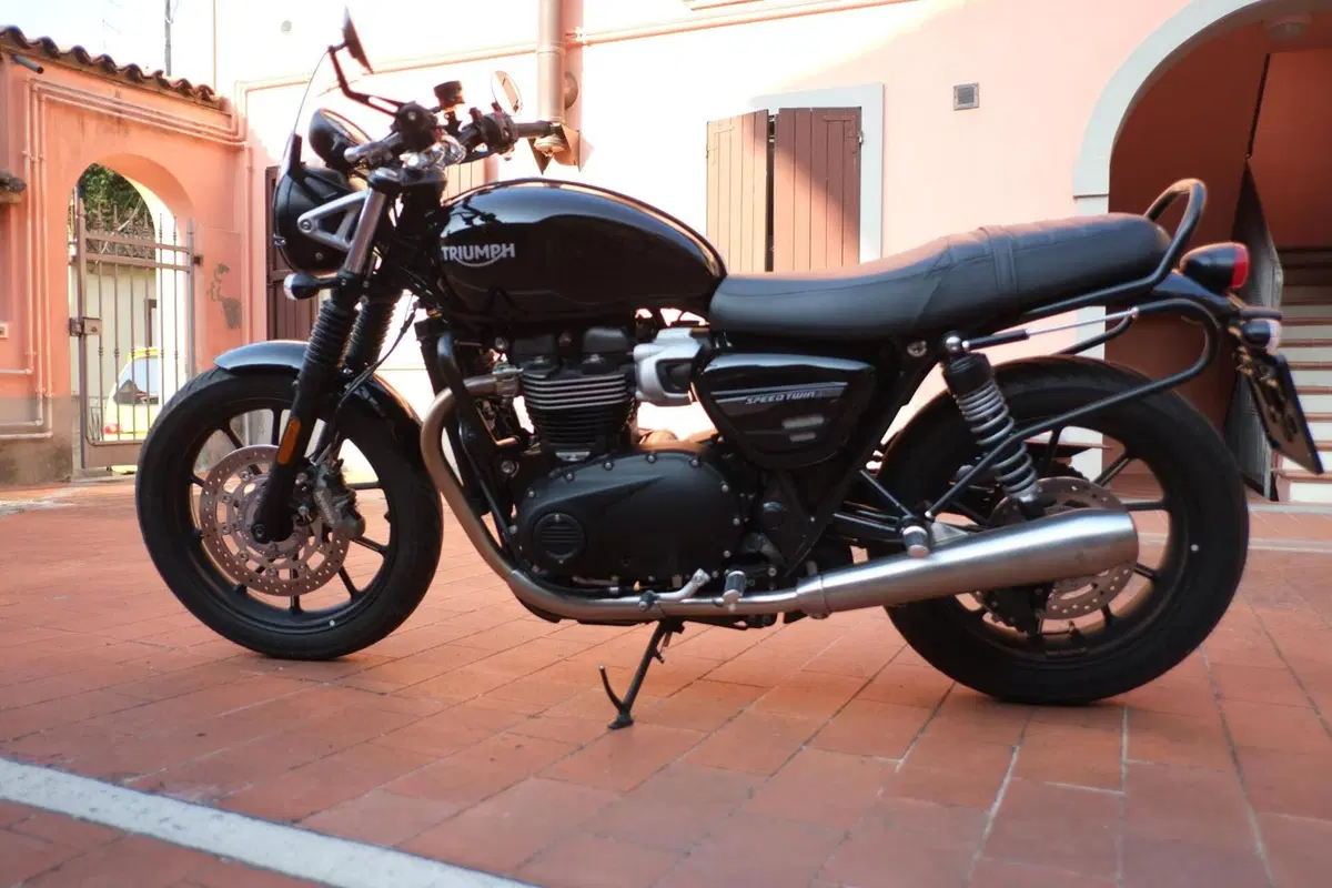 Triumph Speed Twin 900 (2023 - 24) (10)