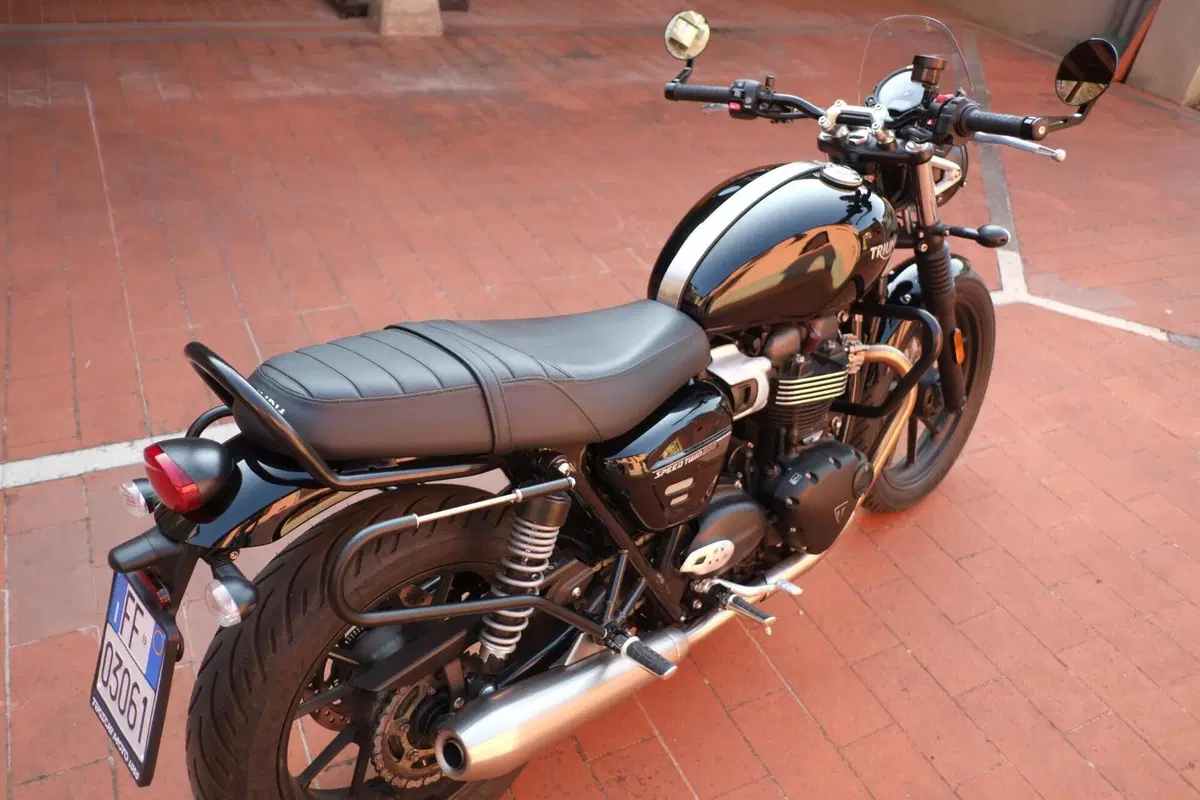 Triumph Speed Twin 900 (2023 - 24) (12)