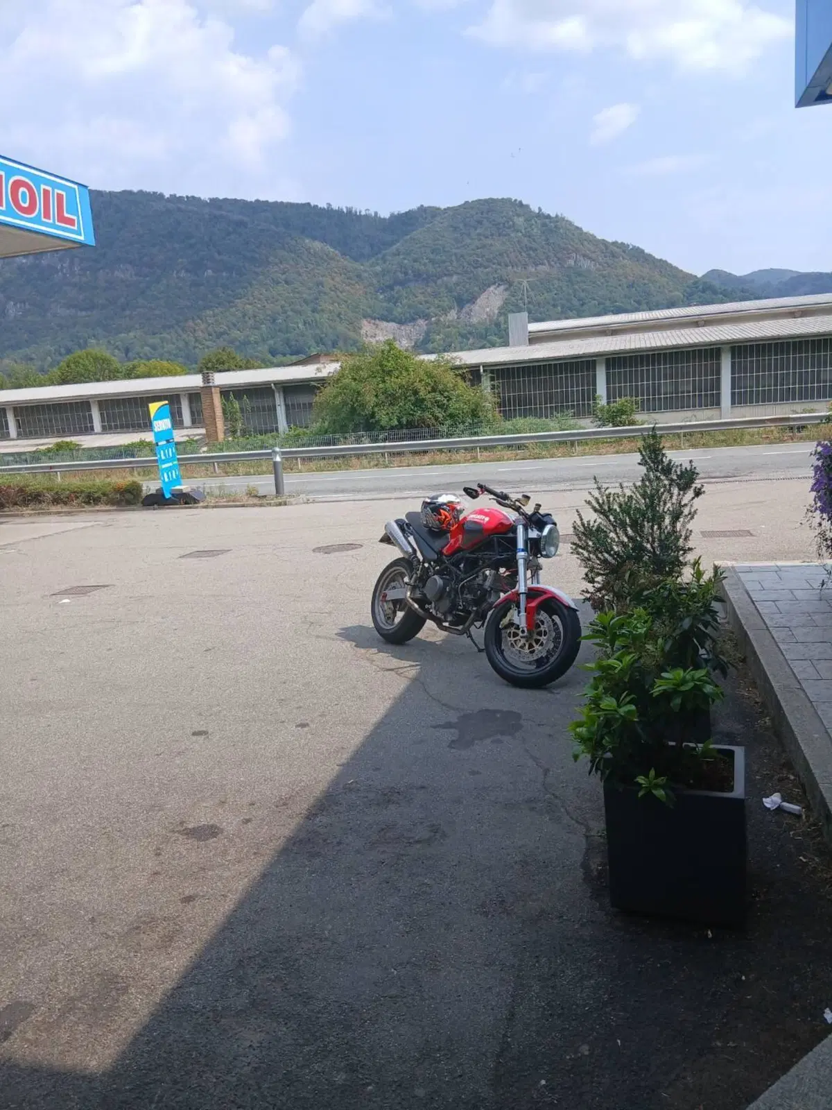 Ducati Monster 750 Dark (1999 - 02)