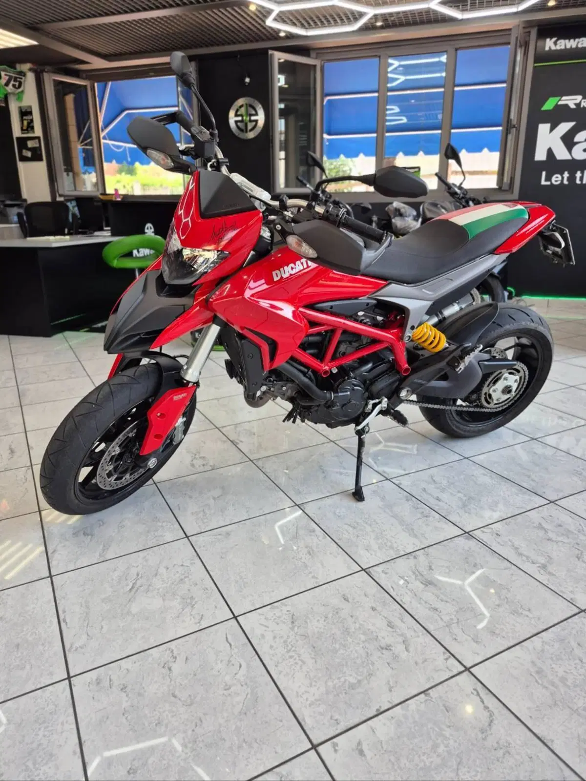Ducati Hypermotard 821 (2013 - 15) (8)