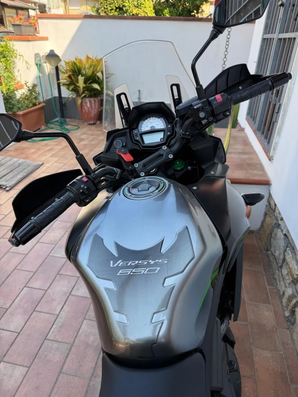 Kawasaki Versys 650 Grand Tourer (2017 - 20) (5)