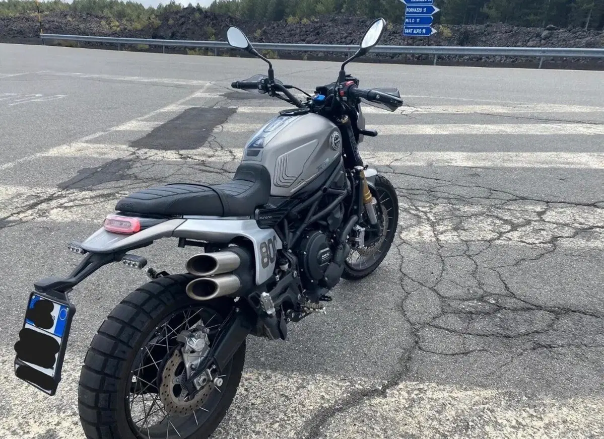 Benelli Leoncino 800 Trail (2022 - 26) (2)