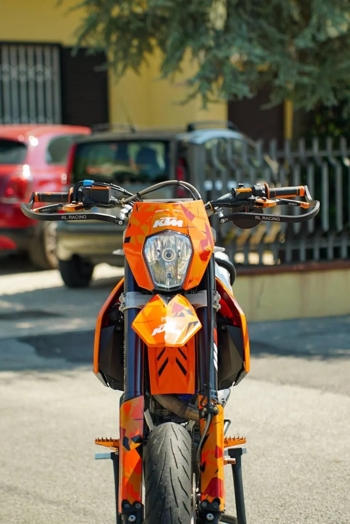 KTM 690 SMC (2008- 11) (4)