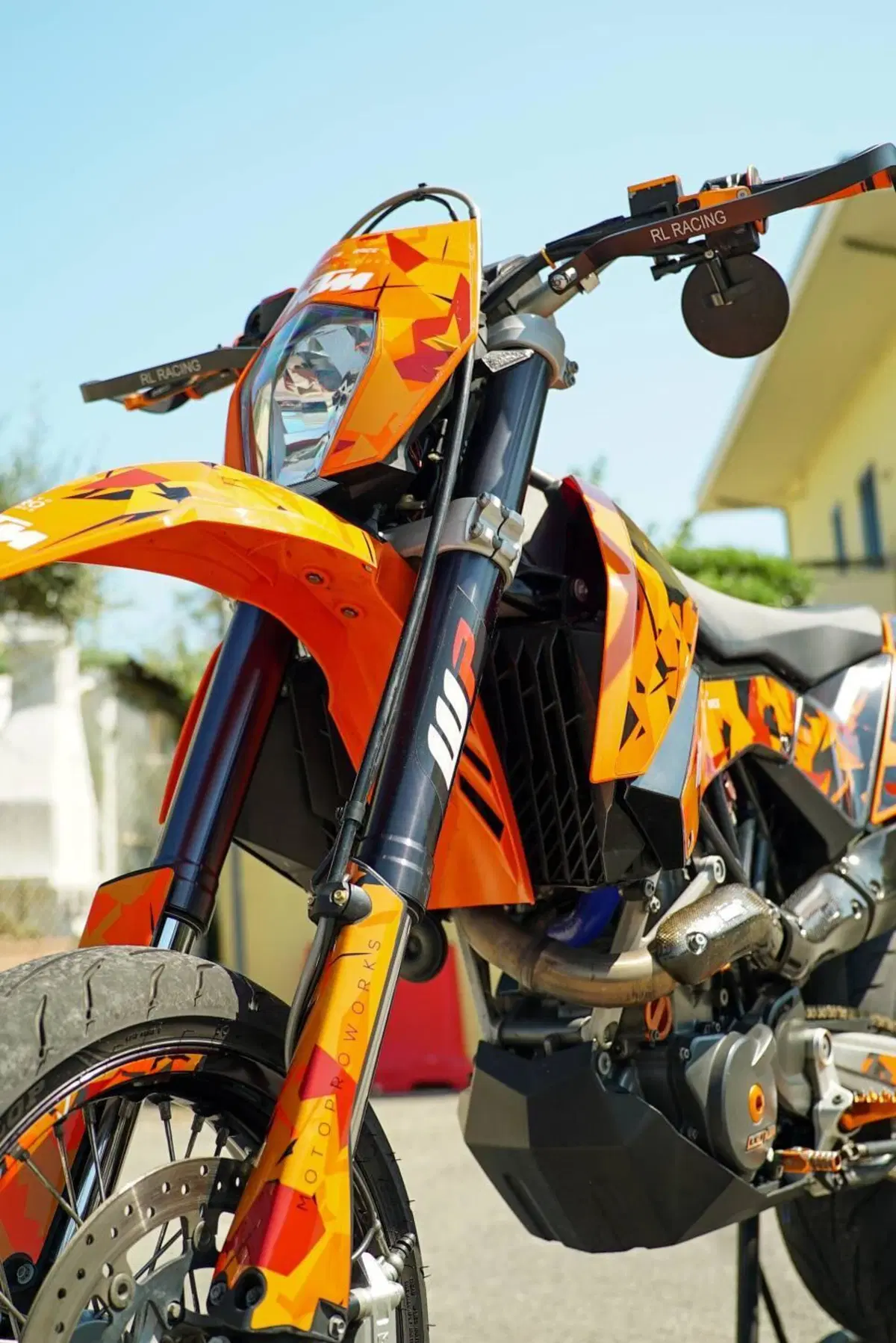 KTM 690 SMC (2008- 11) (6)