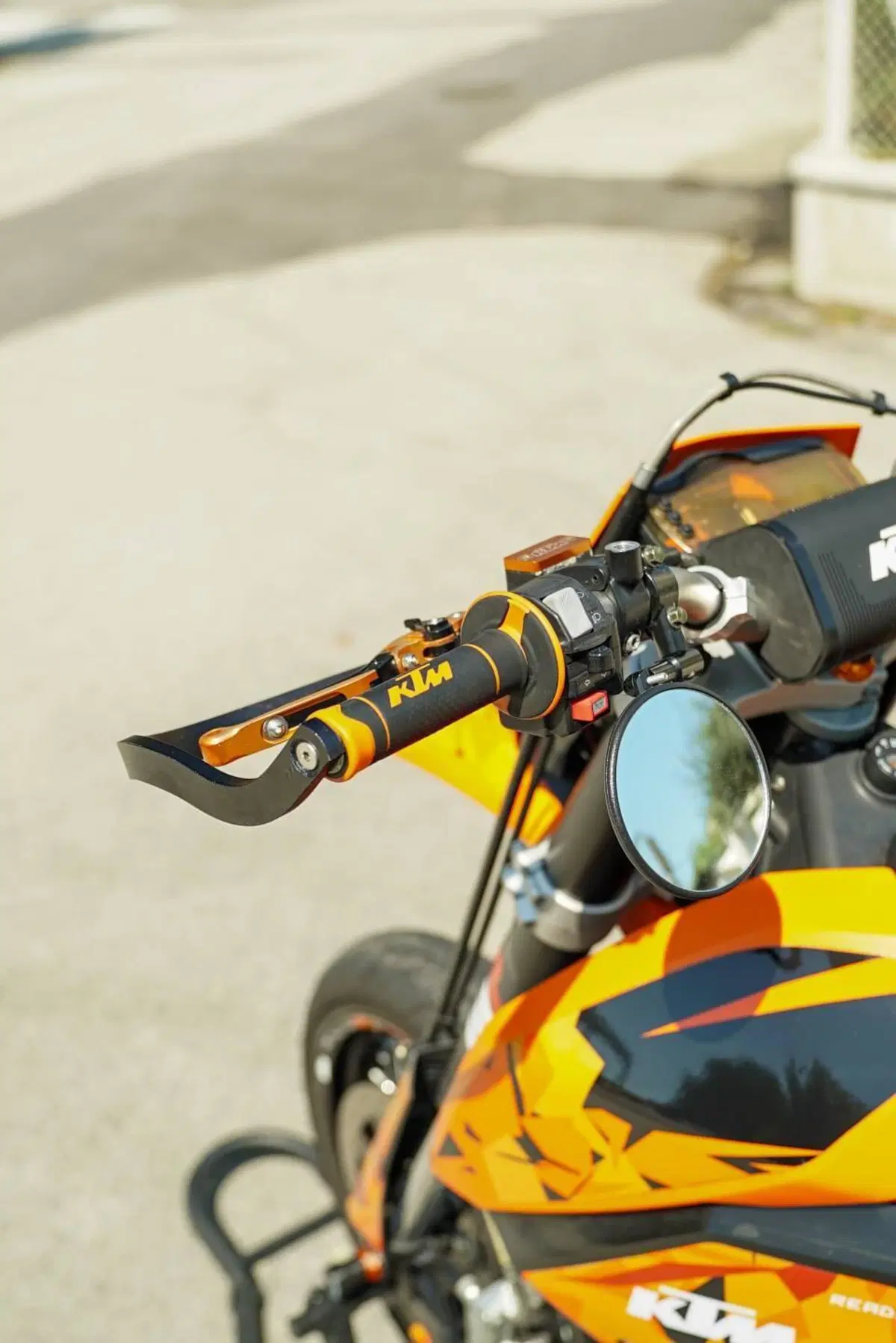KTM 690 SMC (2008- 11) (10)
