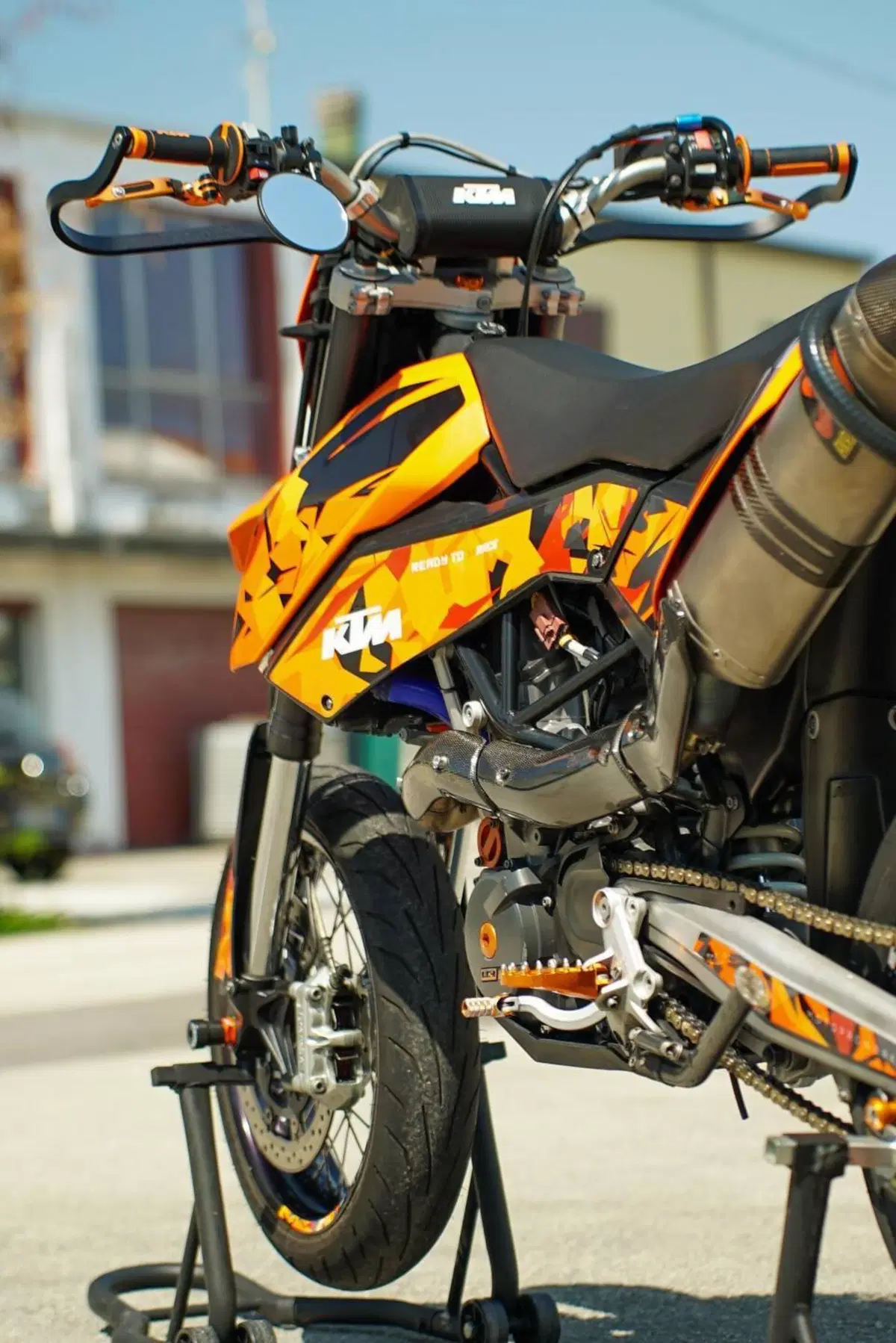 KTM 690 SMC (2008- 11) (11)