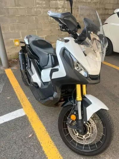 Honda X-ADV 750 (2017) usata