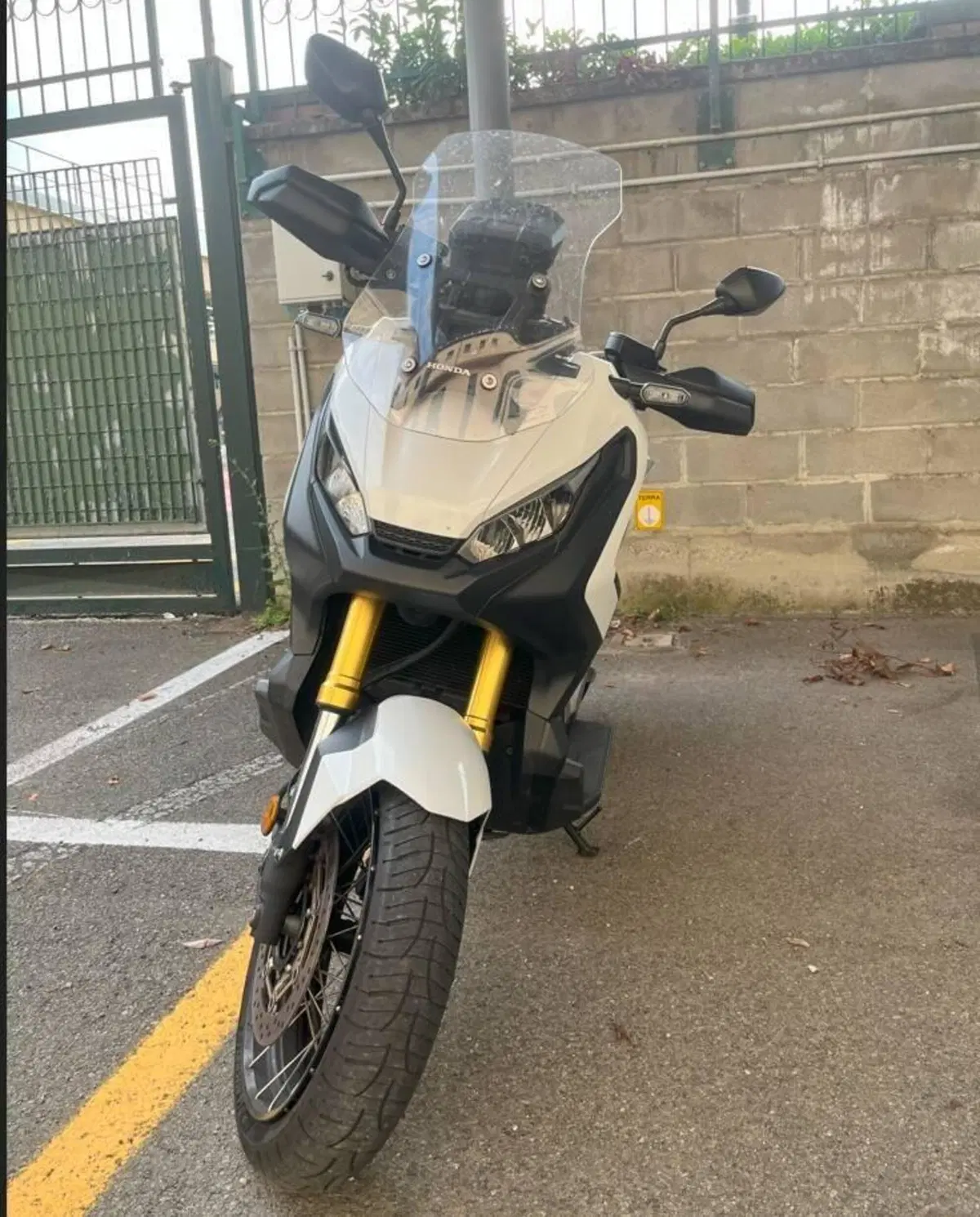 Honda X-ADV 750 (2017) (2)