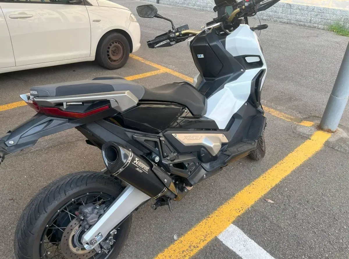 Honda X-ADV 750 (2017) (4)