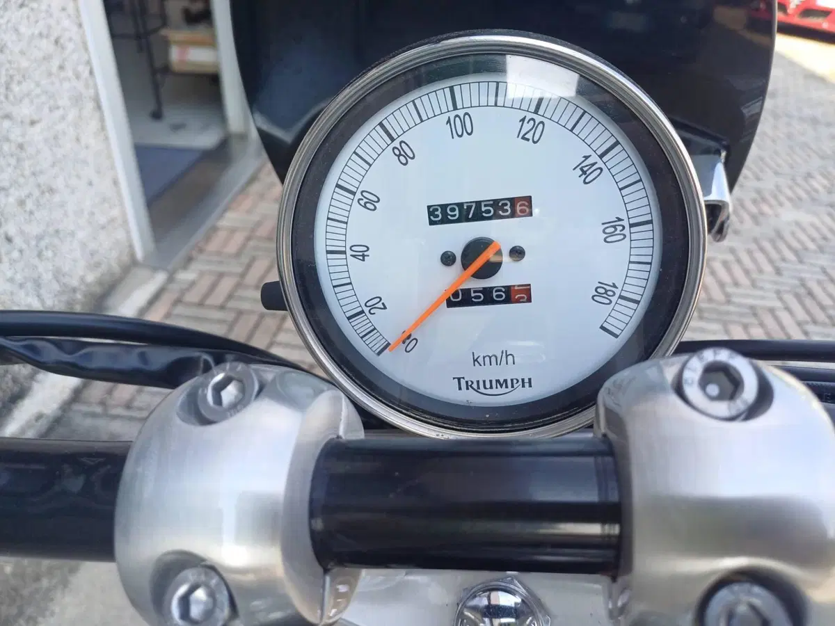 Triumph Speedmaster (2003 - 05) (10)