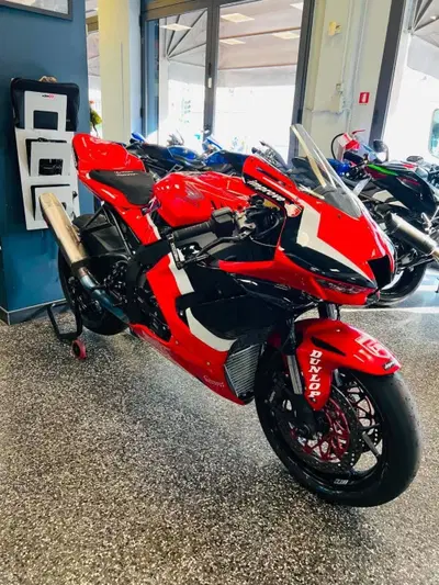 Honda CBR 1000 RR-R Fireblade (2020 - 21) usata
