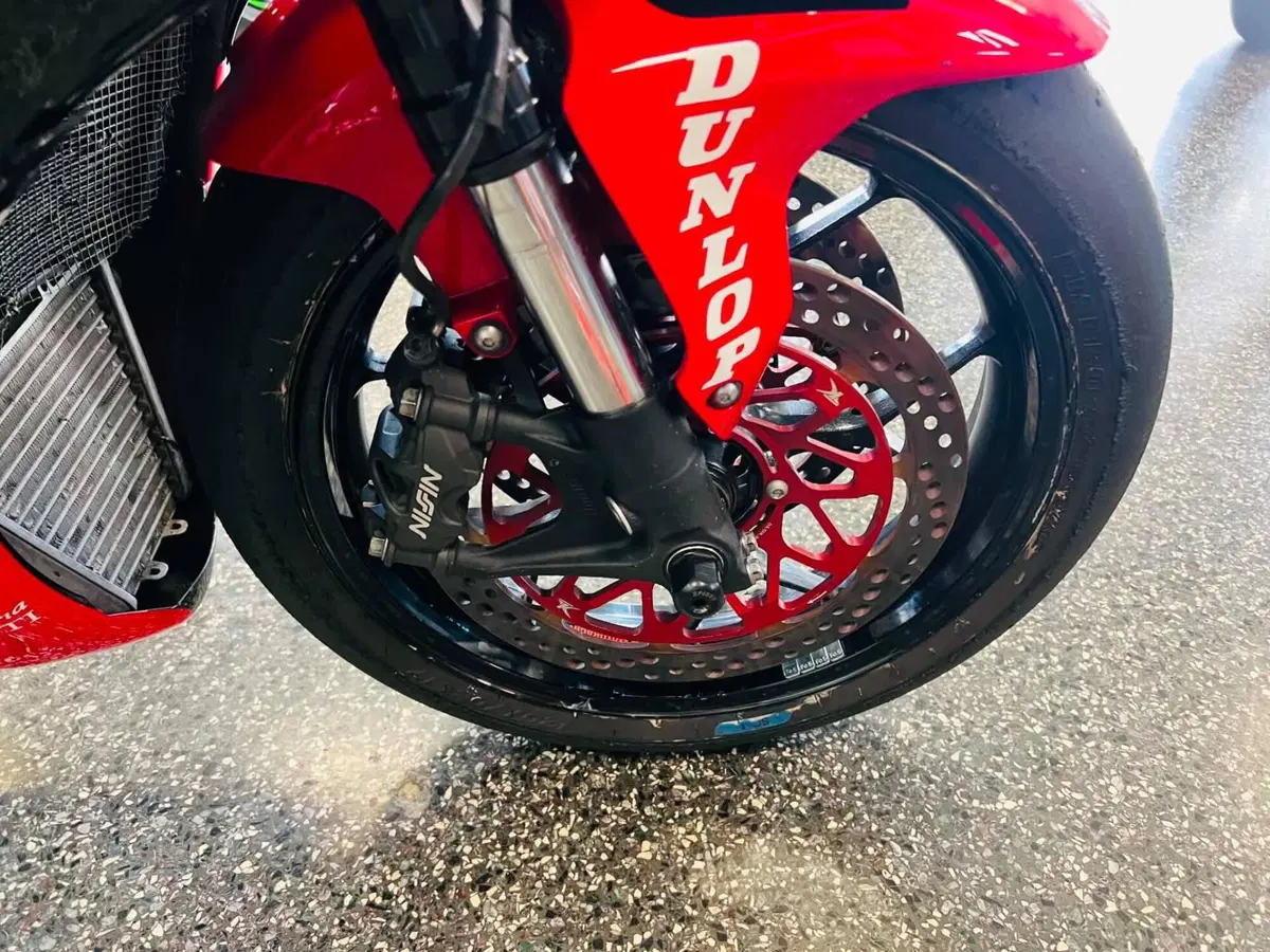 Honda CBR 1000 RR-R Fireblade (2020 - 21) (4)