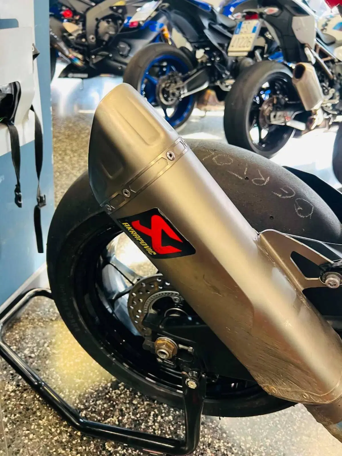 Honda CBR 1000 RR-R Fireblade (2020 - 21) (8)