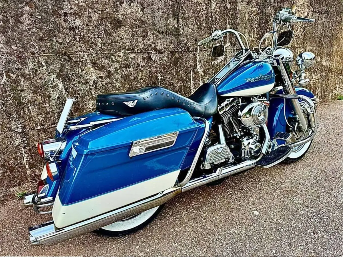 Harley-Davidson 1450 Road King Classic (1999 - 02) - FLHRCI (8)