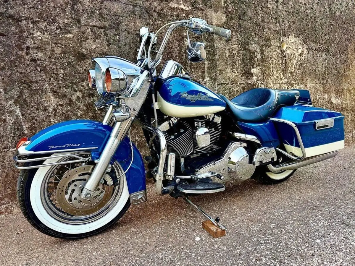 Harley-Davidson 1450 Road King Classic (1999 - 02) - FLHRCI (4)