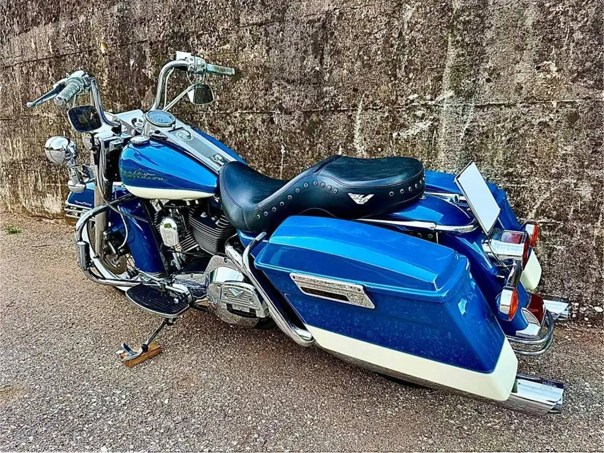 Harley-Davidson 1450 Road King Classic (1999 - 02) - FLHRCI (6)