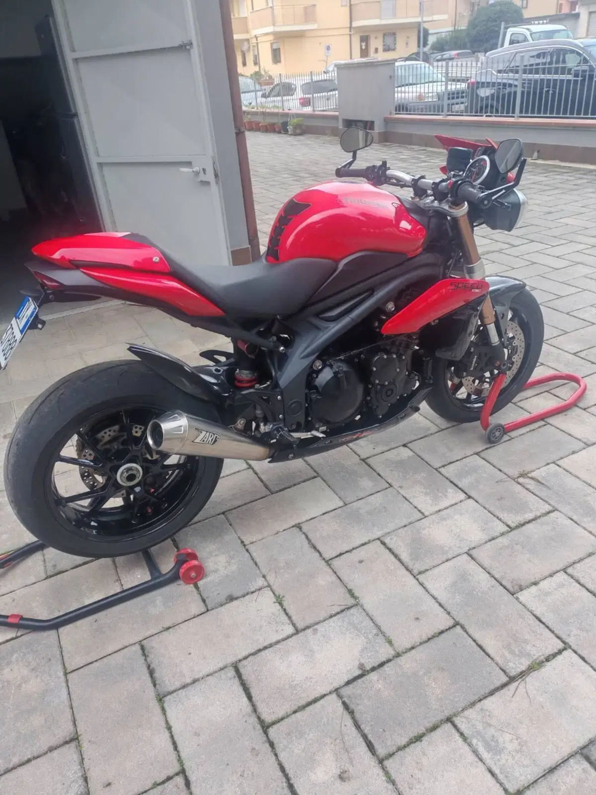 Triumph Speed Triple 1050 (2011 - 13) (2)