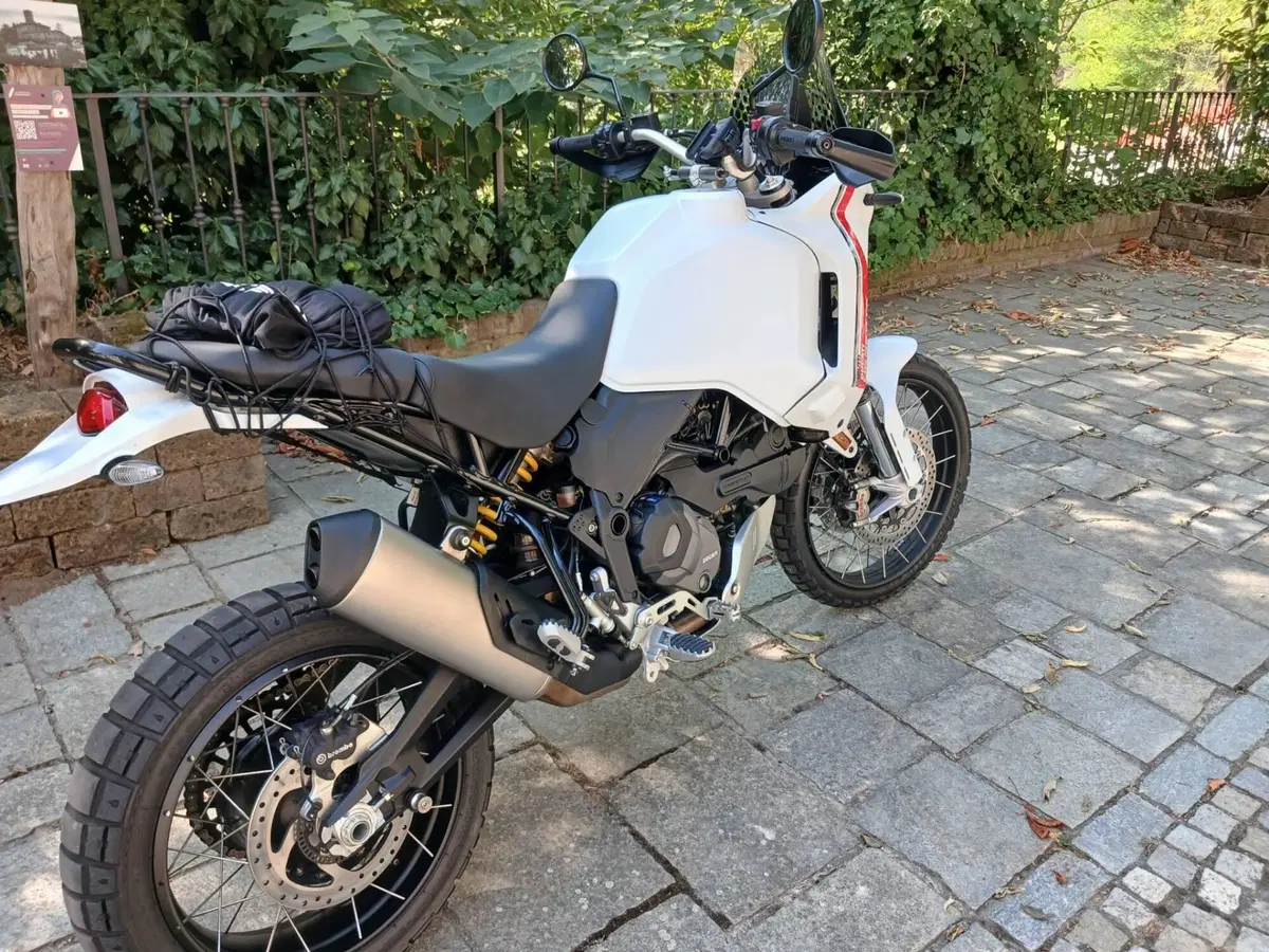 Ducati DesertX (2022 - 25)
