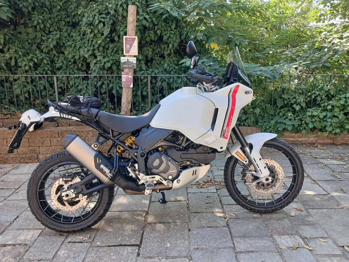 Ducati DesertX (2022 - 25) (2)
