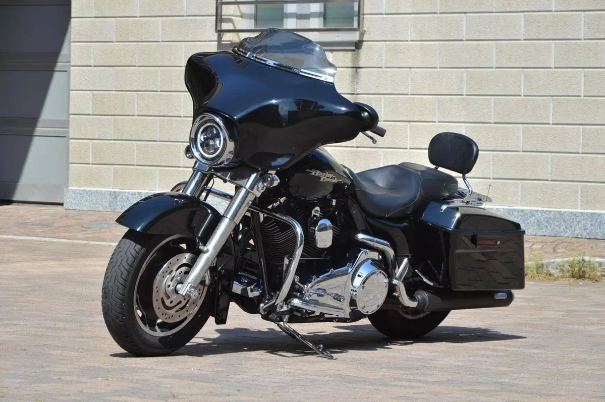 Harley-Davidson 1584 Street Glide (2007) - FLHX (3)