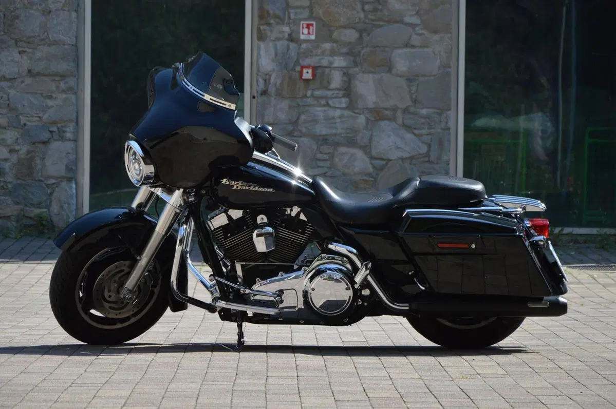Harley-Davidson 1584 Street Glide (2007) - FLHX (13)