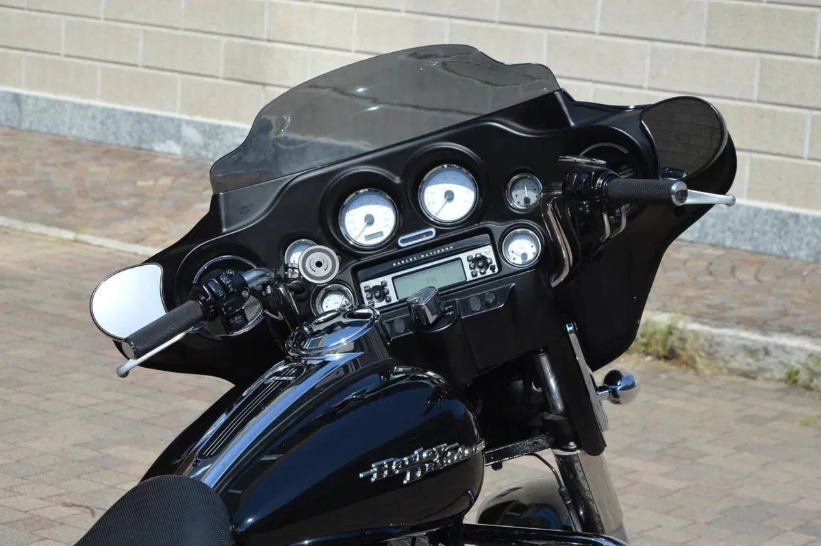 Harley-Davidson 1584 Street Glide (2007) - FLHX (15)
