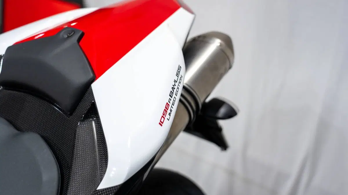 Ducati 1098 R Bayliss LE (2009 - 11) (4)