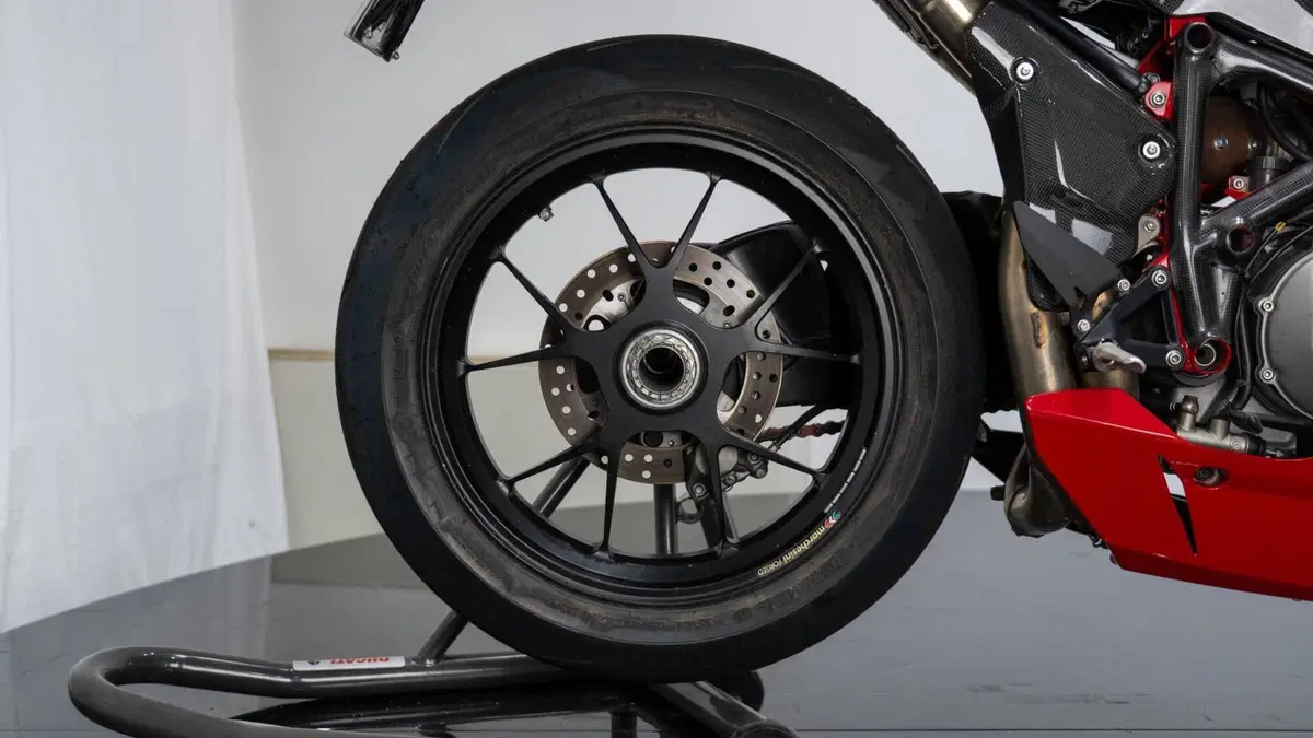 Ducati 1098 R Bayliss LE (2009 - 11) (6)