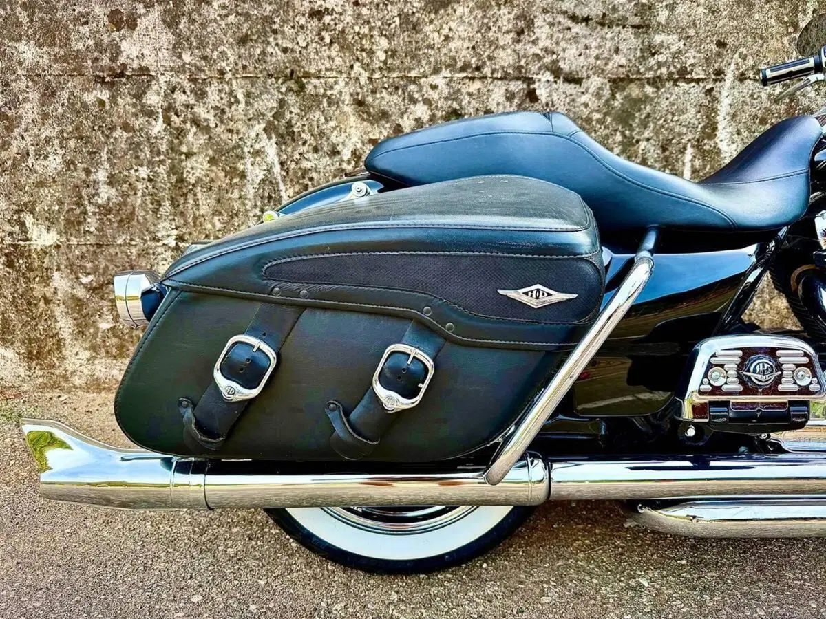 Harley-Davidson 1690 Road King (2013 - 16) - FLHR (9)