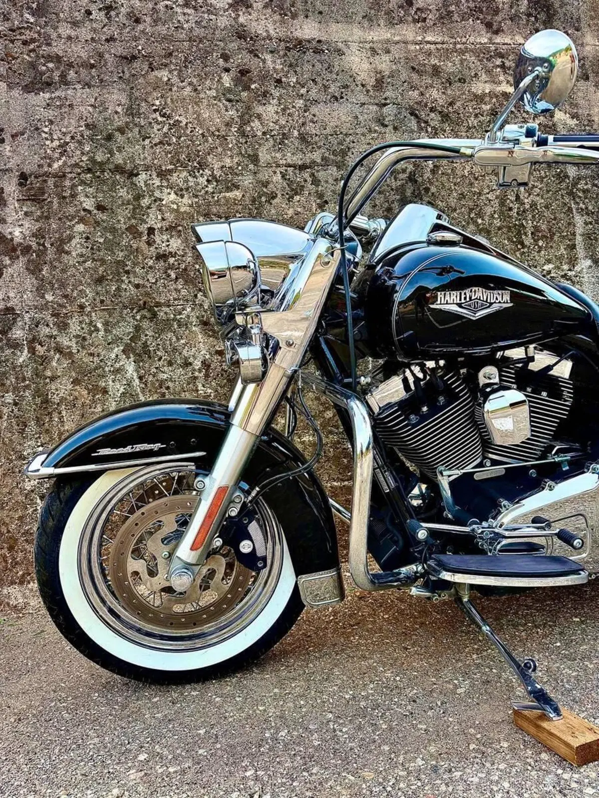Harley-Davidson 1690 Road King (2013 - 16) - FLHR (12)