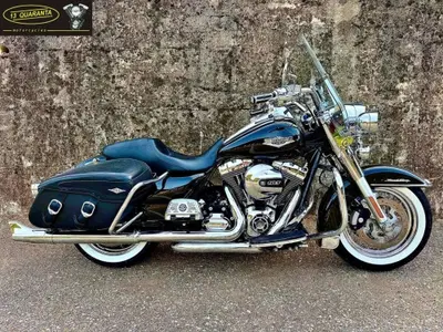 Harley-Davidson 1690 Road King (2013 - 16) - FLHR usata