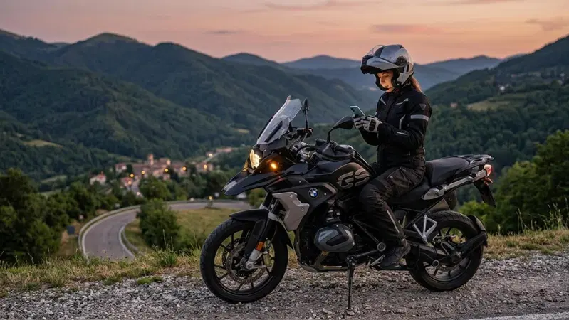 Nuovo Codice della Strada: senza PEC potresti non poter pi&ugrave; fare la revisione o vendere la moto