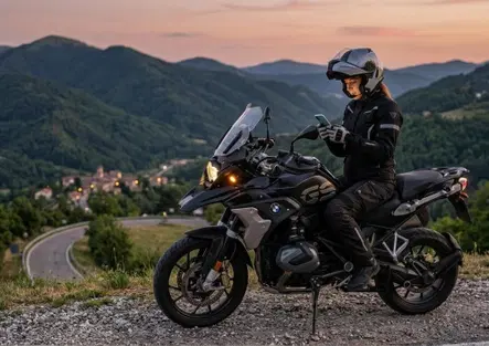 Senza PEC potresti non poter più fare la revisione o vendere la moto