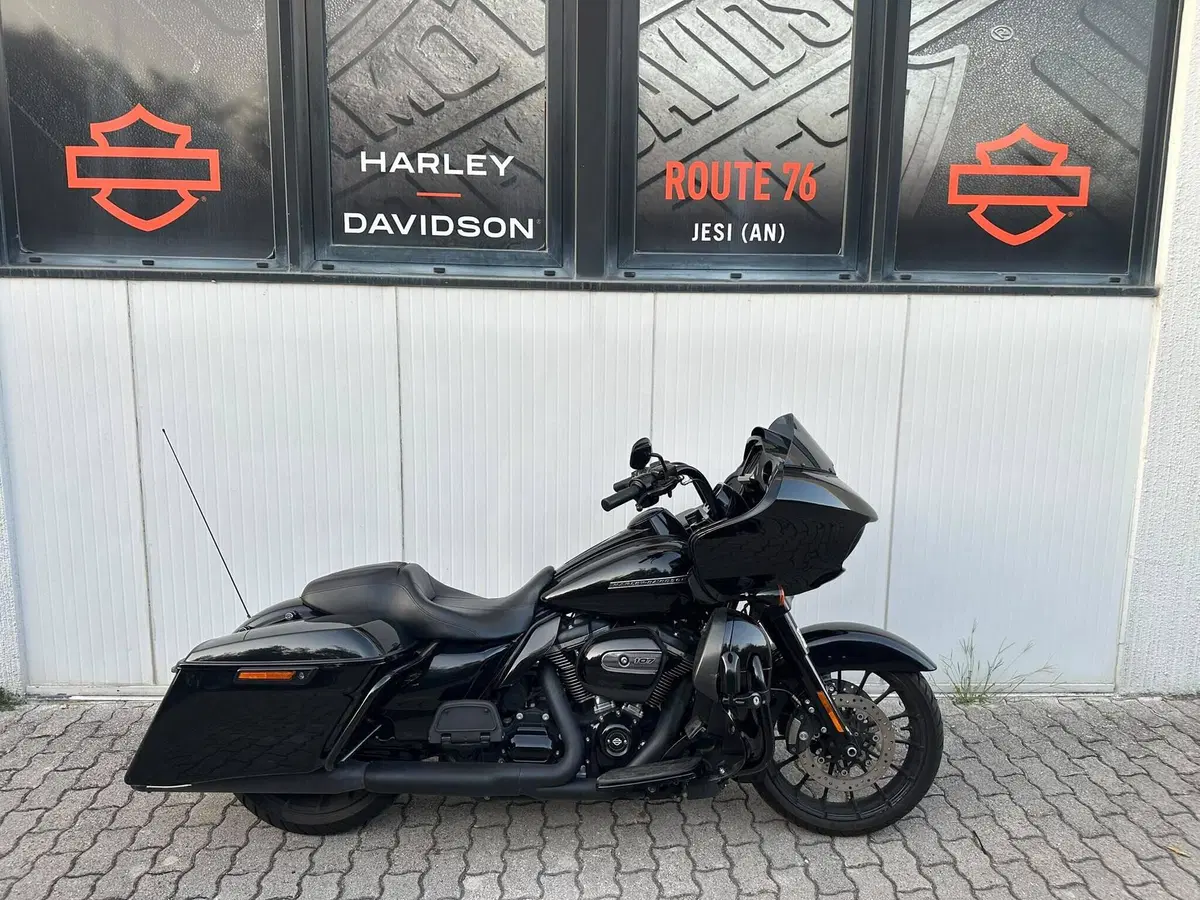 Harley-Davidson 107 Road Glide Special (2017 - 18) - FLTRXS