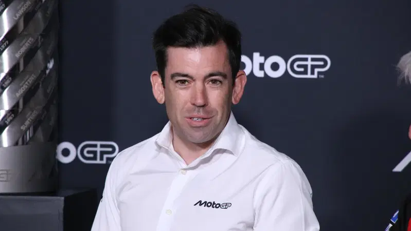 MotoGP 2026. GP del Qatar a rischio? Risponde Carlos Ezpeleta: "Diversi dalla F1, speriamo di andare a Lusail"