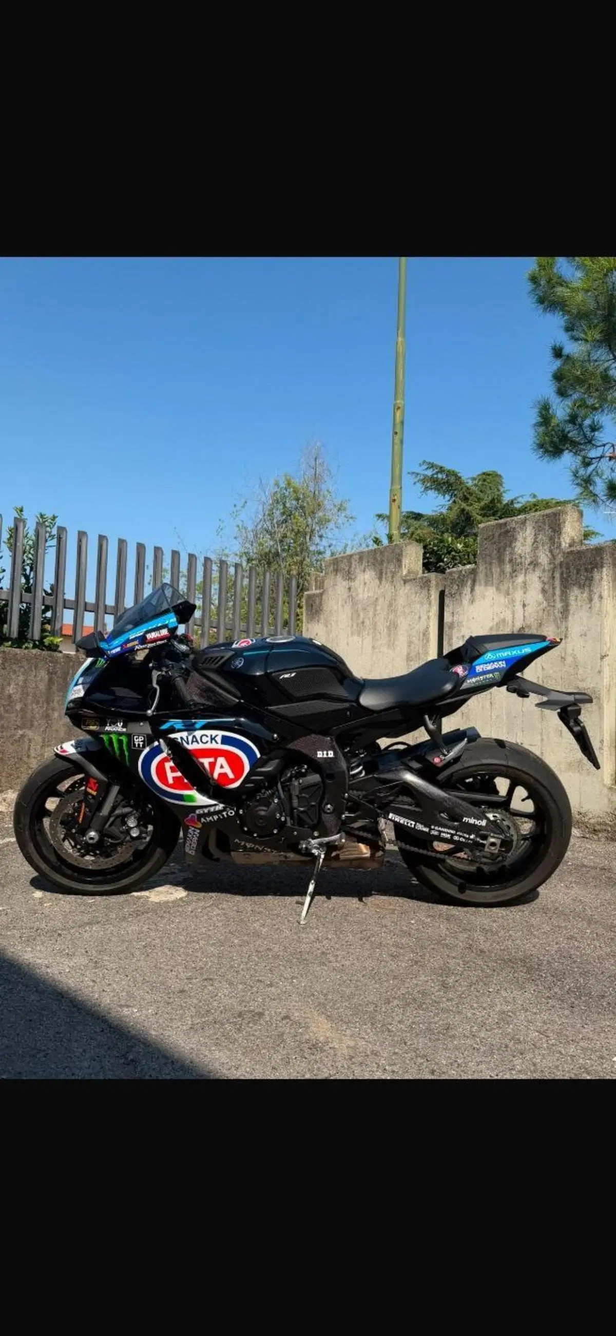 Yamaha YZF R1 (2020 - 25) (2)