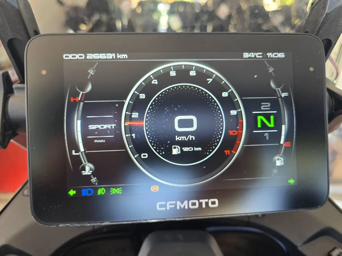 CFMOTO 800MT Touring (2022 - 26) (11)