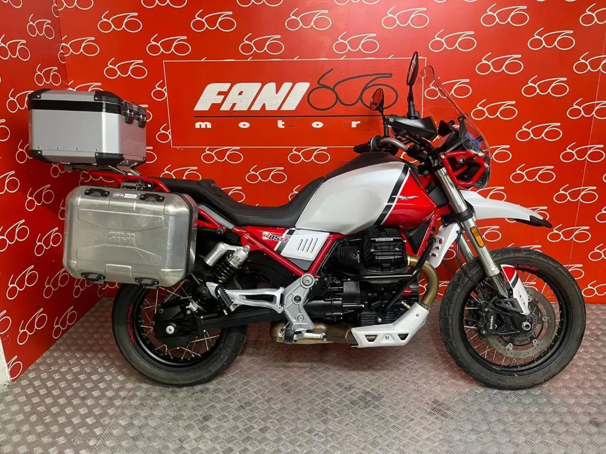 Moto Guzzi V85 TT (2019 - 20)