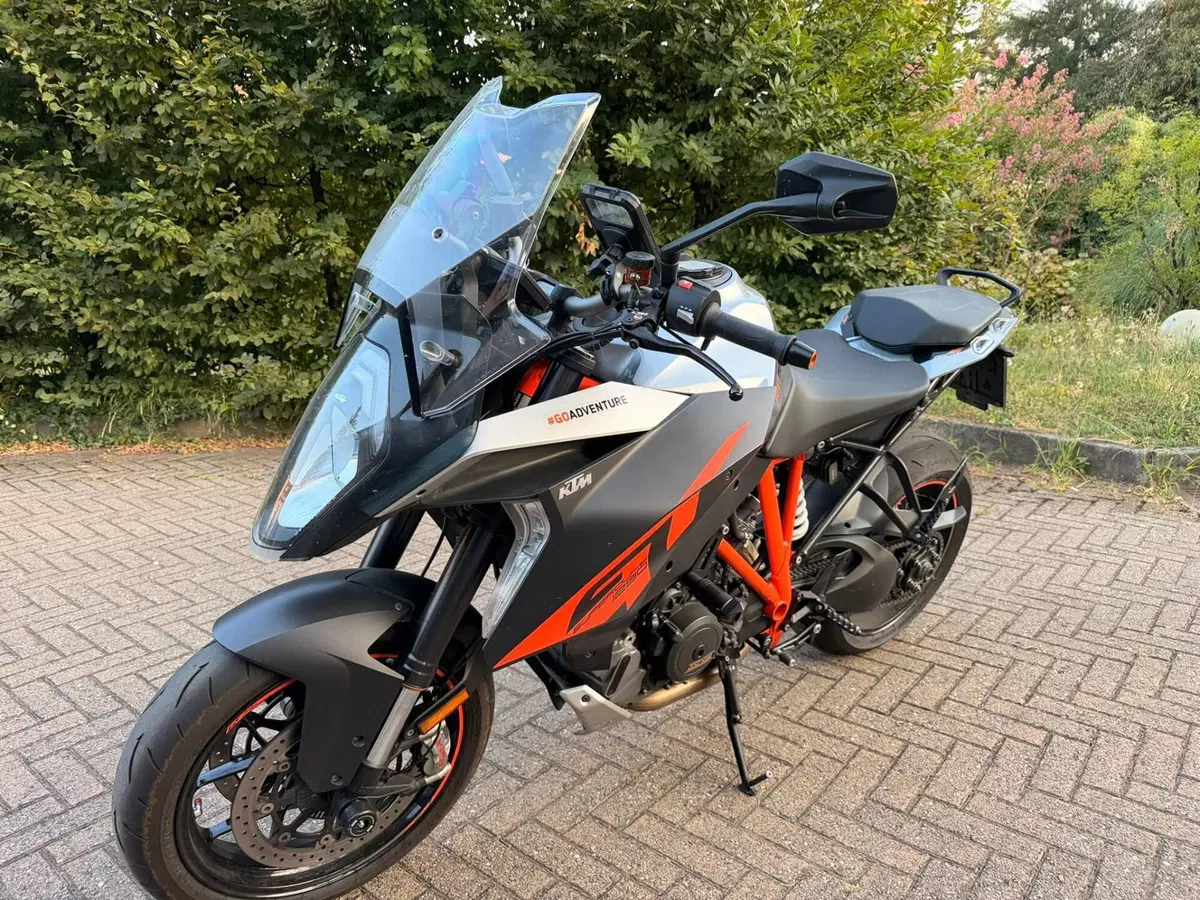 KTM 1290 Super Duke GT ABS (2016 - 18) (2)