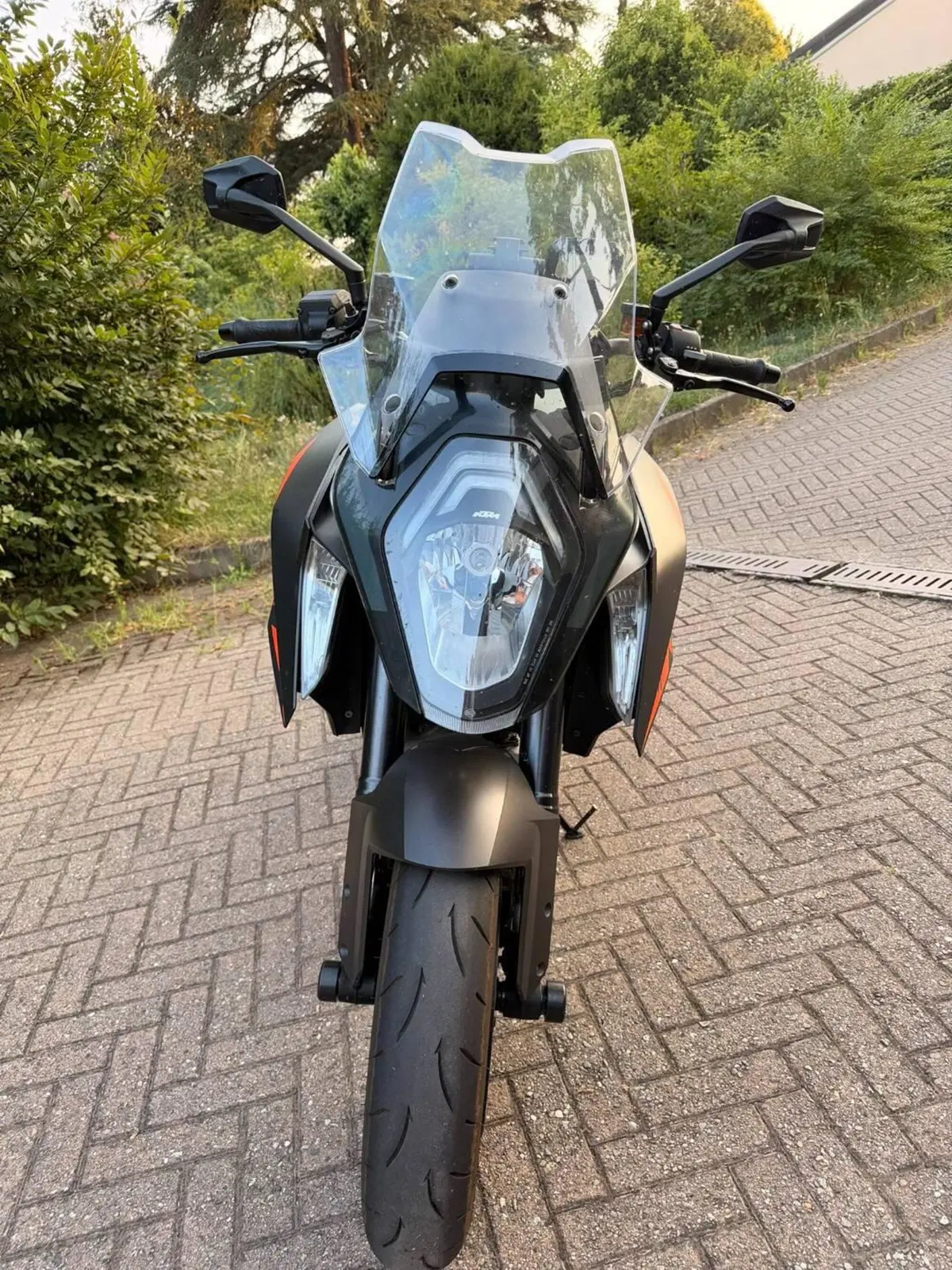KTM 1290 Super Duke GT ABS (2016 - 18) (3)