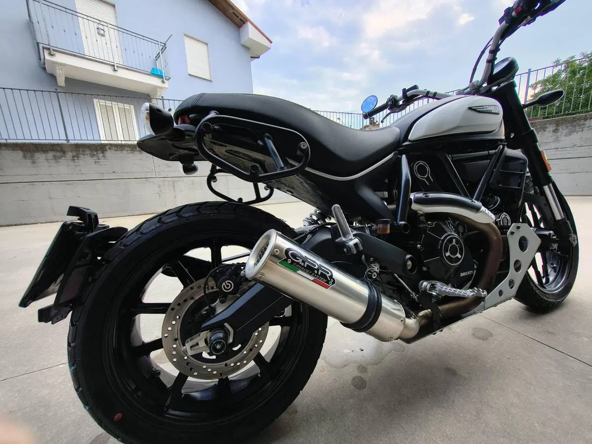 Ducati Scrambler 800 Icon Dark (2021 - 22) (4)