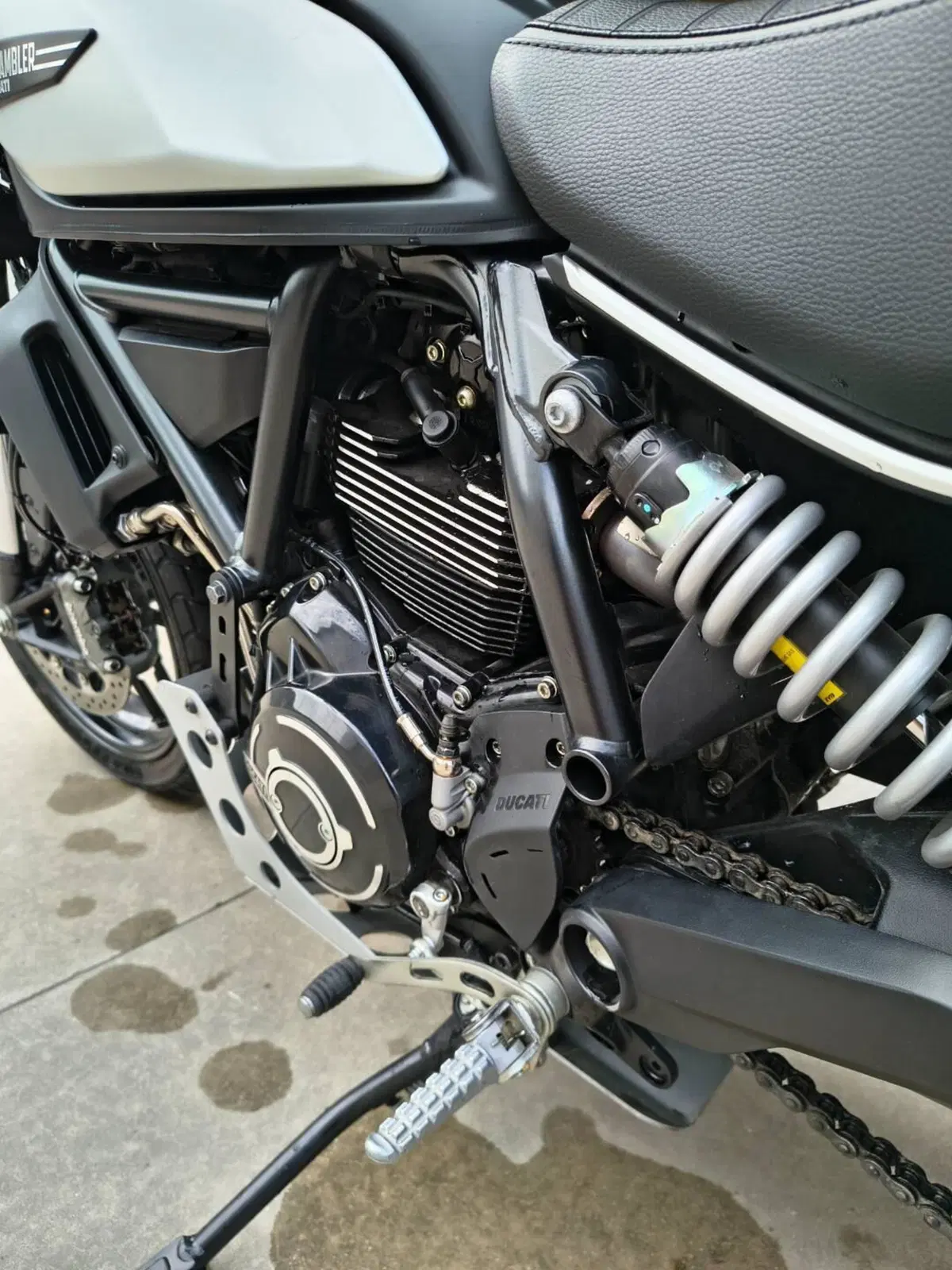 Ducati Scrambler 800 Icon Dark (2021 - 22) (7)