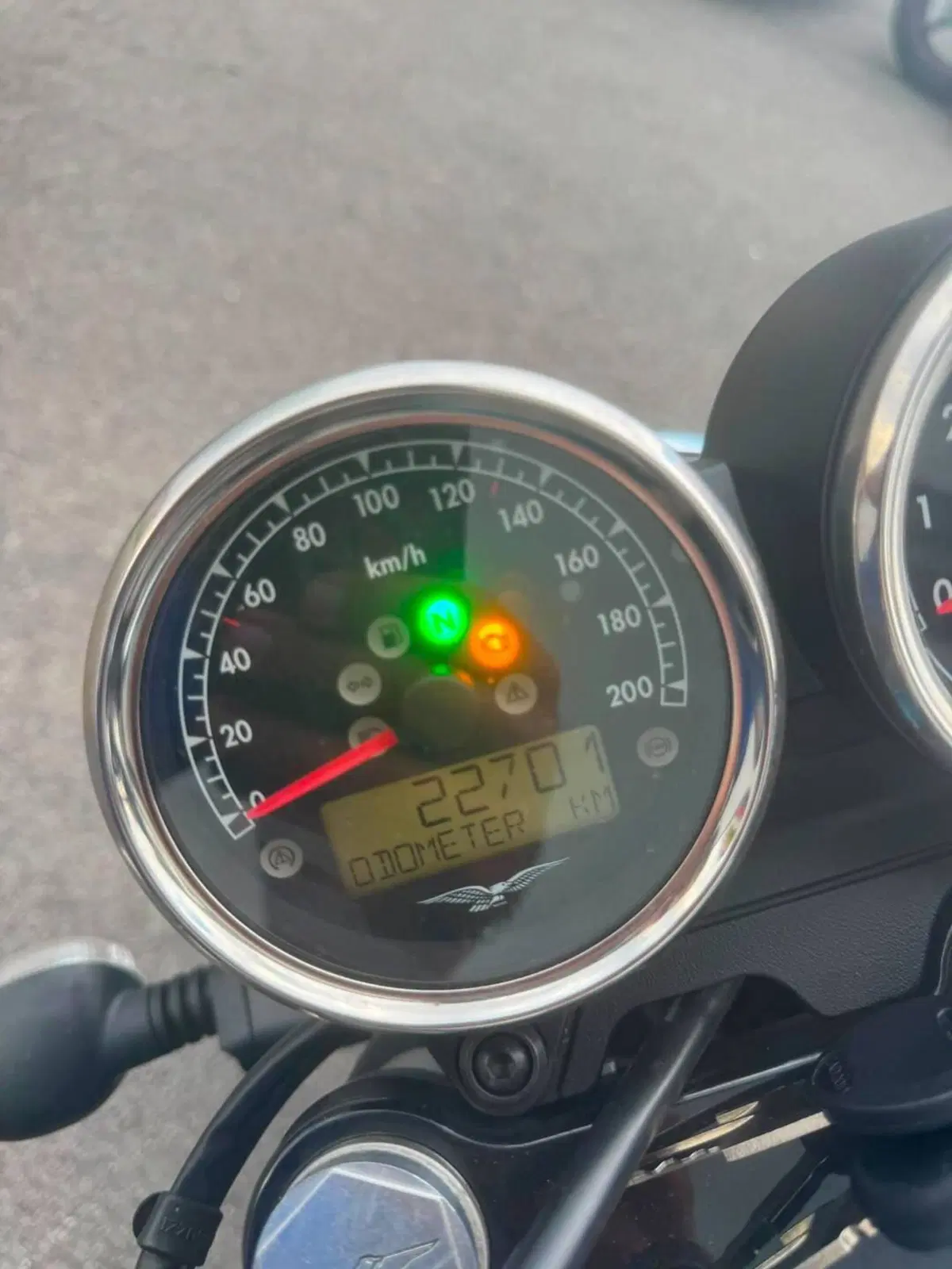 Moto Guzzi V7 III Special (2017 - 20) (5)