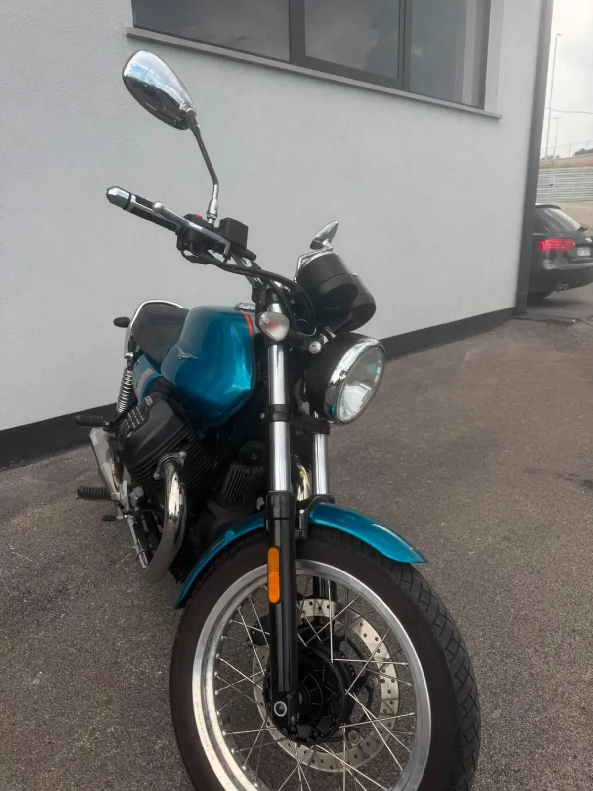 Moto Guzzi V7 III Special (2017 - 20) (2)